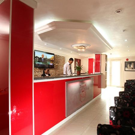 Prince Of Anthony 1960 Hotel Лагос Екстериор снимка